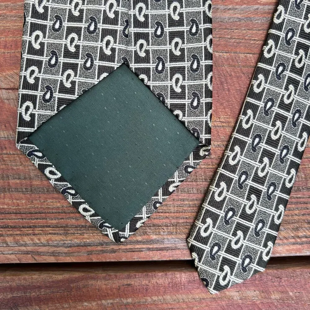 Vintage 90s Giacomo de Senese 100% Silk Tie Italian Sage Green Paisley 3.75”